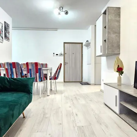 Apartament Stilat Si Confortabil Διαμέρισμα
